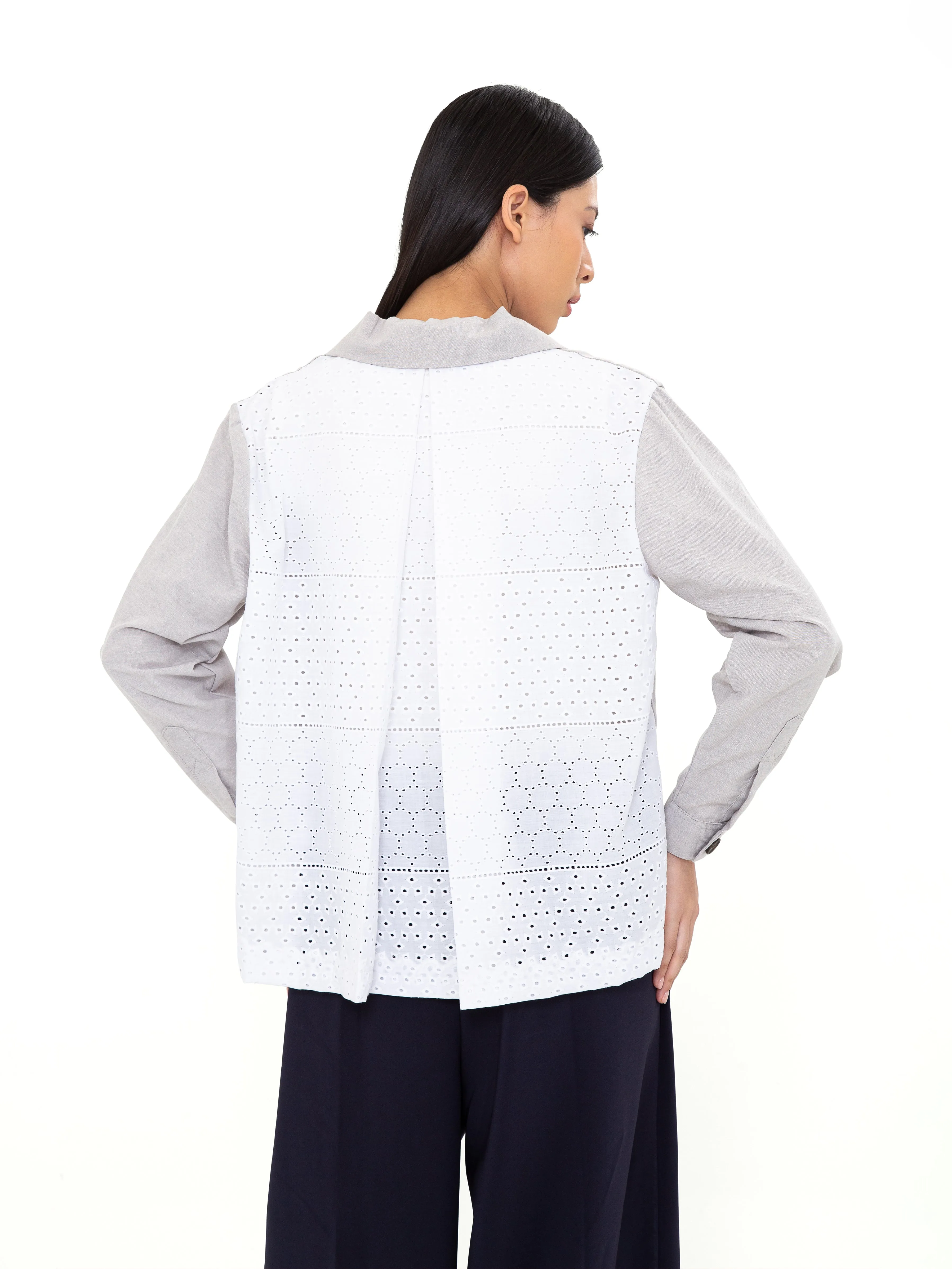ANNA OUTER