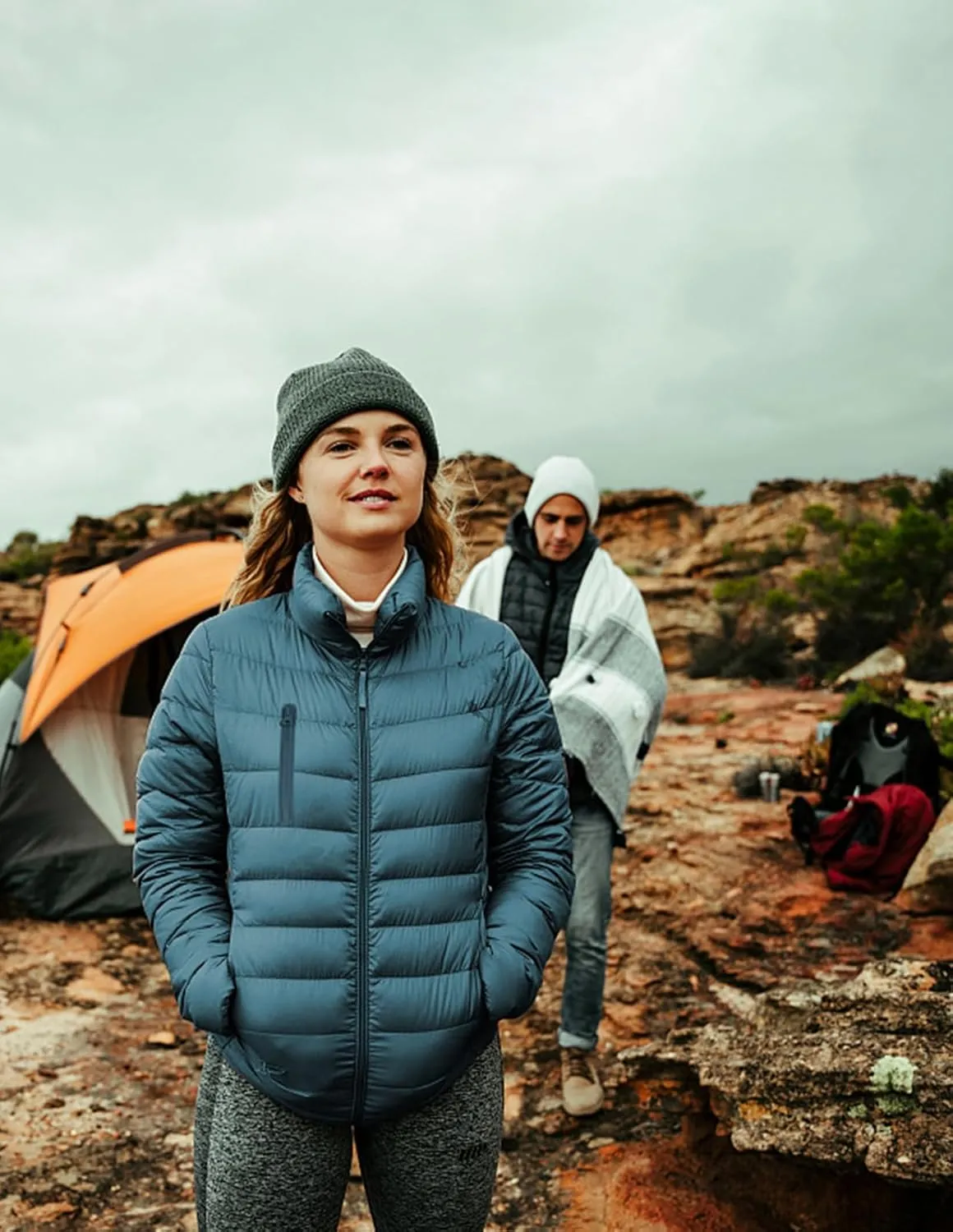 fit space Women's Puffer Jacket Synthetic Insulated Down Quilted Lightweight Coat with Hooded Water Resistant Packable